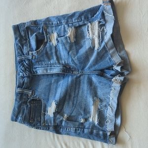 Like new American eagle size 6 highrise shorties